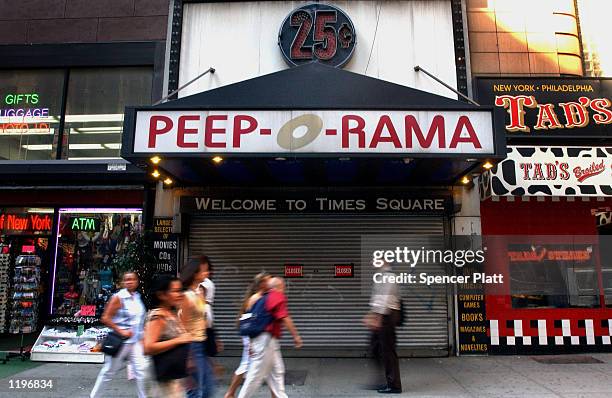 Peeps Ramo 25 Peep O Rama Stock Photos, High-Res Pictures, and Images - Getty Images