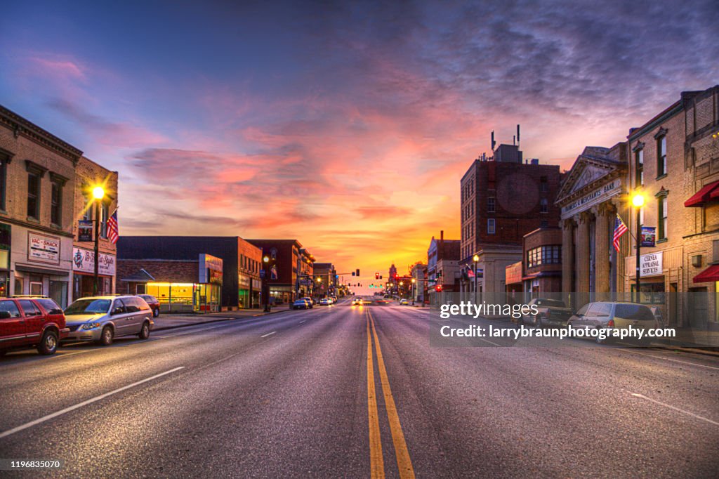 Broadway at Dusk, Hannibal MO
