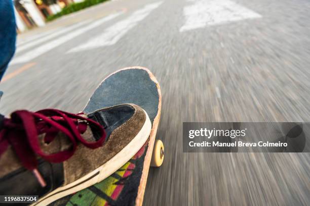 skate - extreme skateboarding stock pictures, royalty-free photos & images