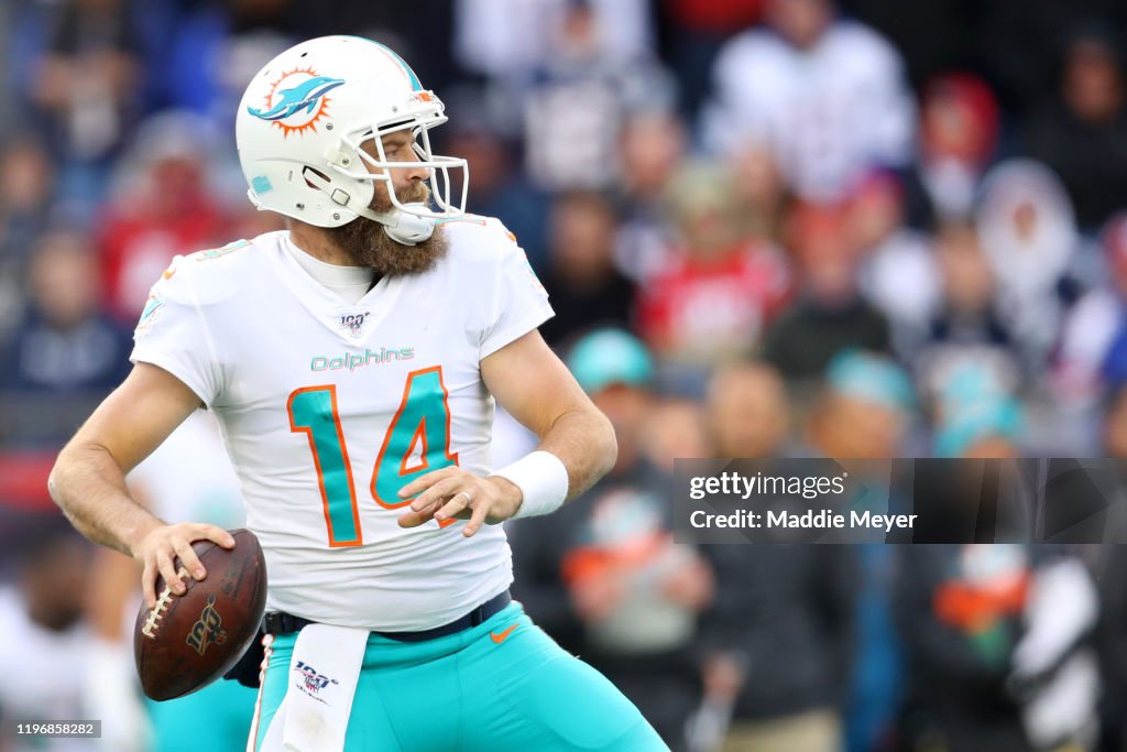 Miami Dolphins v New England Patriots