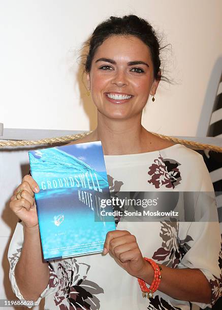 23 Katie Lee Signs Copies Of Groundswell Photos and Premium High Res  Pictures - Getty Images