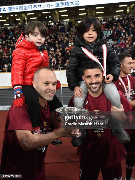 David Iniesta 456 Iniesta Villa Stock Photos, High-Res Pictures, and Images - Getty ...