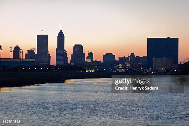 usa, indiana, indianapolis, skyline with state capitol building - indianapolis city stock pictures, royalty-free photos & images