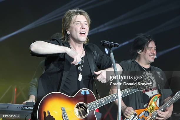 Goo Goo Dolls lead singer John Rzeznik and guitarist Robby Takac performs at the Tropicana Casino on July 23, 2011 in Atlantic City, New Jersey.