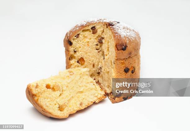 christmas panettone - fruit cake stock pictures, royalty-free photos & images