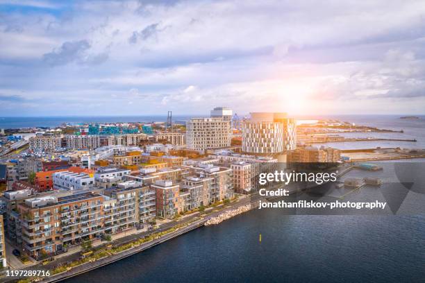 copenhagen cityscape: modern architecture at the sea - copenhagen skyline stock pictures, royalty-free photos & images