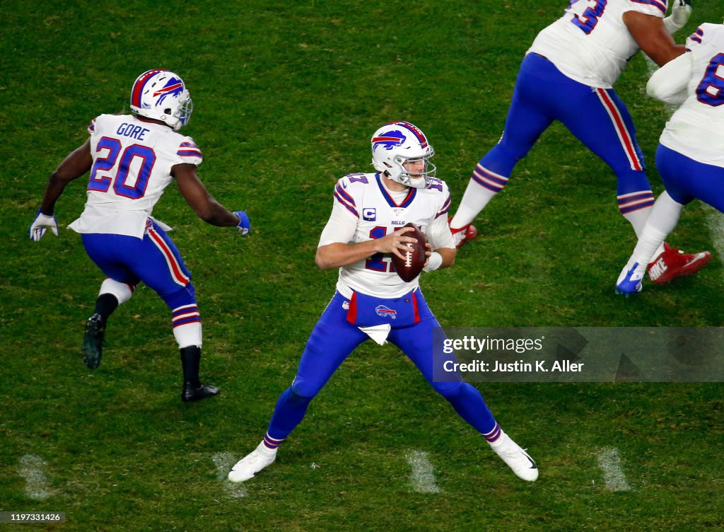 Buffalo Bills v Pittsburgh Steelers