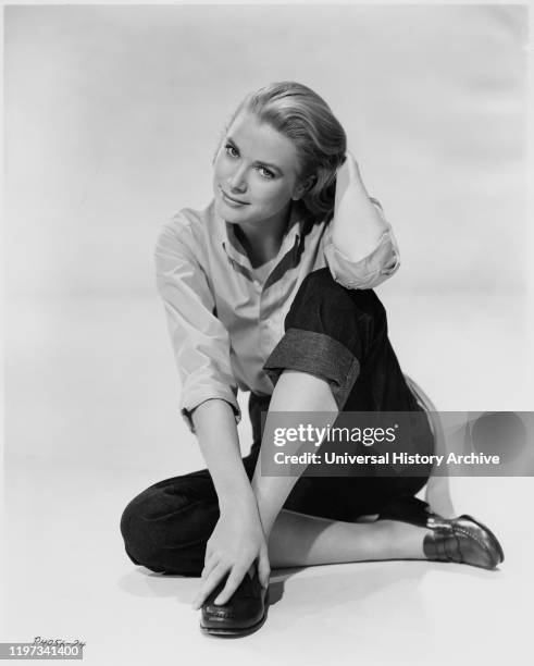 Grace Kelly, Publicity Portrait, Paramount Pictures, 1954.