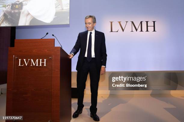 Bernard Arnault, billionaire and chief executive officer of LVMH Moet Hennessy Louis Vuitton SE, arrives as the luxury brand announces full year...