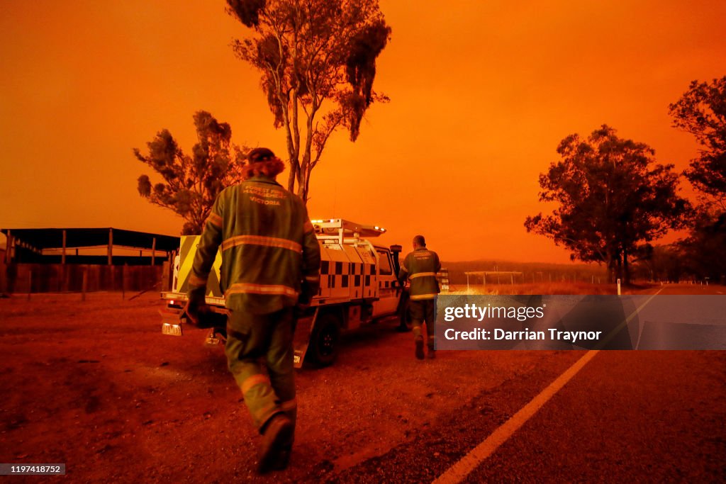 Evacuations Continue Across East Gippsland As State Of Disaster Is Declared