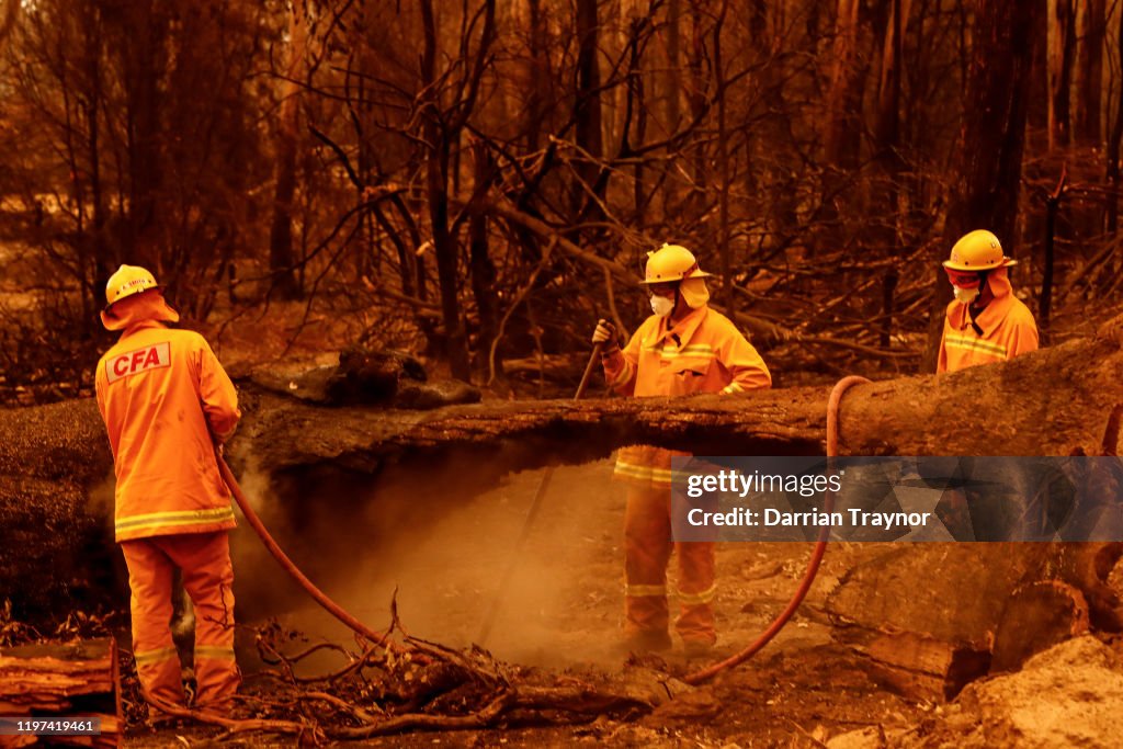 Evacuations Continue Across East Gippsland As State Of Disaster Is Declared