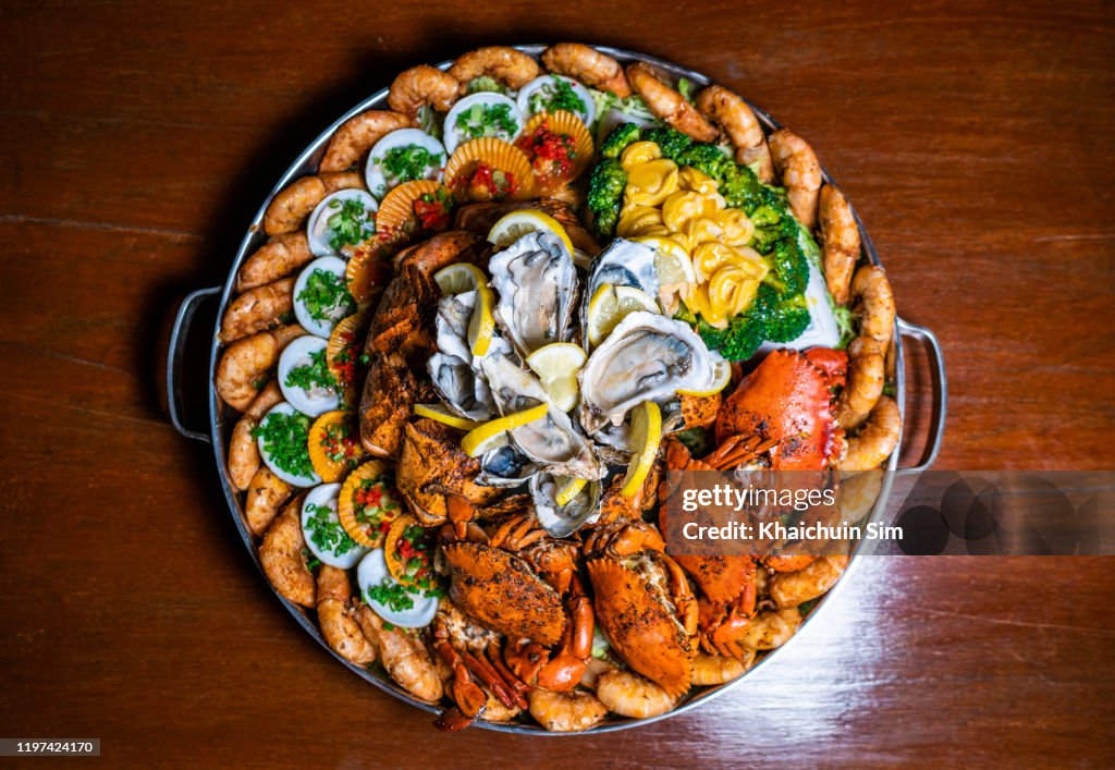 Seafood barbecue platter