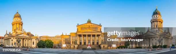 柏林憲兵馬克特廣場全景在日出德國 - konzerthaus berlin 個照片及圖片檔