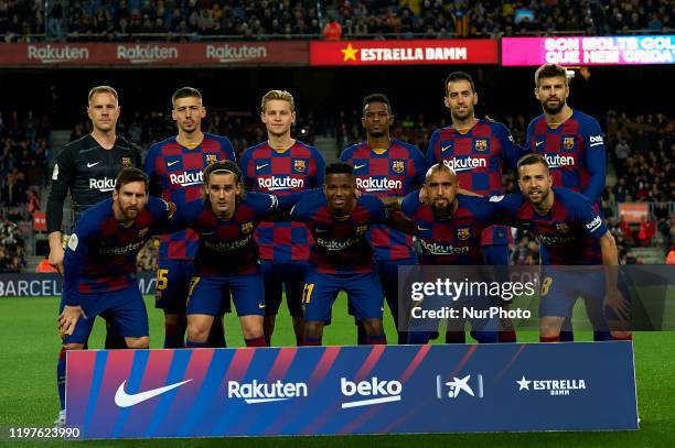 Barcelona line up Andre Ter Stegen,Clement Lenglet, Frenkie de Jong, Nelson Semedo, Sergio Busquets, Gerard Pique, Lionel Messi, Antoine Griezmann,...