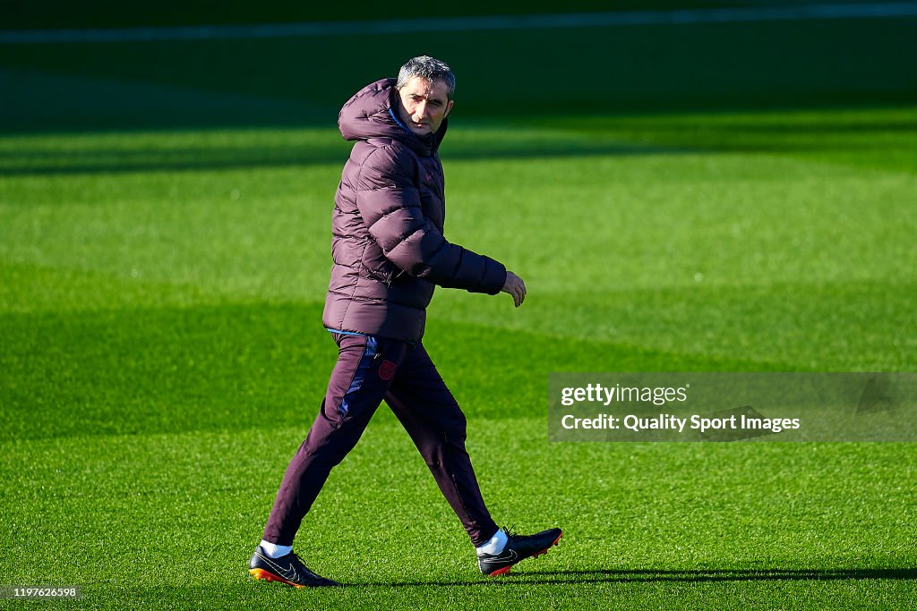 FC Barcelona Training Session