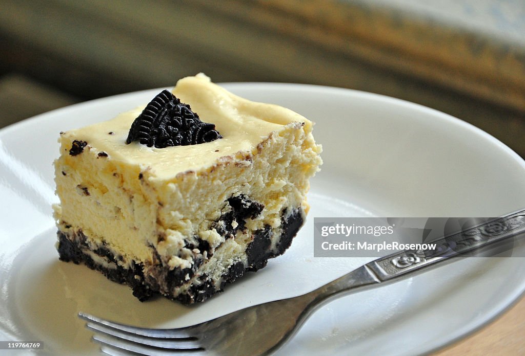 Cheese cake with cookies