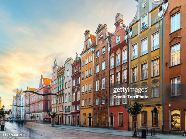 long market square (dlugi targ) with colorful buildingsin the old town of gdansk at winter, poland - gdansk poland bildbanksfoton och bilder