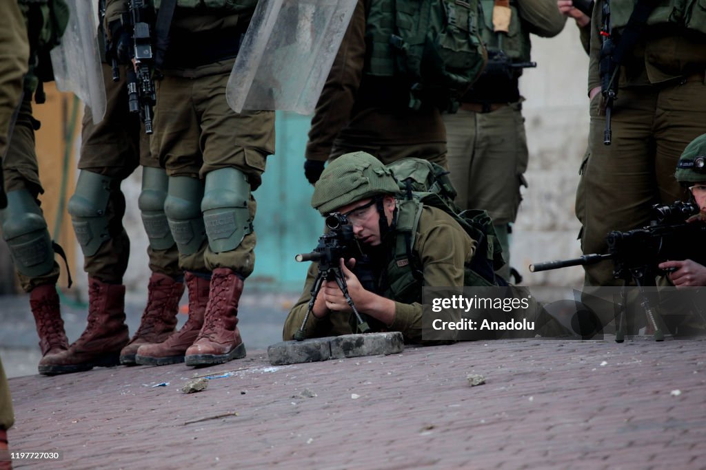 Protest against Trumpâs Mideast plan in West Bank