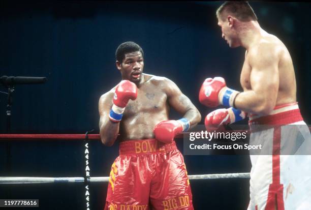 Riddick Bowe Photos Photos and Premium High Res Pictures - Getty Images