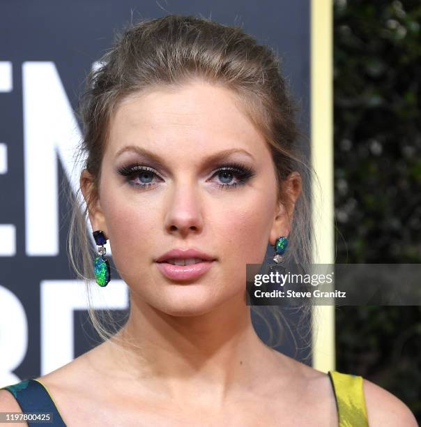 Taylor Swift arrives at the 77th Annual Golden Globe Awards attends the 77th Annual Golden Globe Awards at The Beverly Hilton Hotel on January 05,...