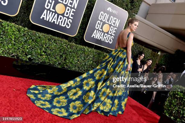 Taylor Swift attends the 77th Annual Golden Globe Awards at The Beverly Hilton Hotel on January 05, 2020 in Beverly Hills, California.