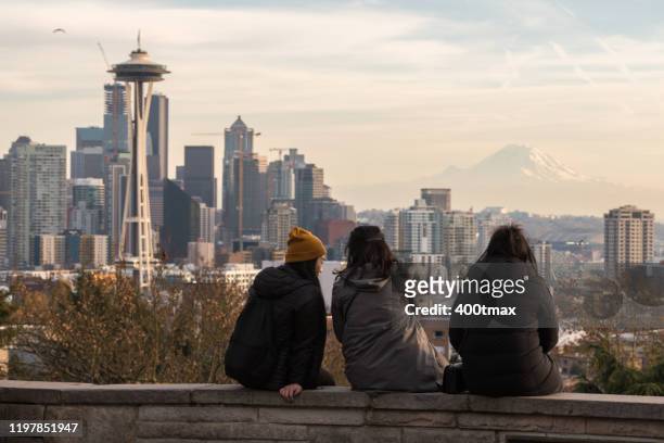 seattle - fall in seattle stock pictures, royalty-free photos & images