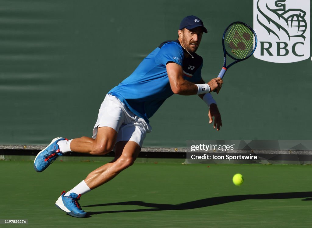 ATP tennis player Steve Johnson chases the ball during a... News Photo ...