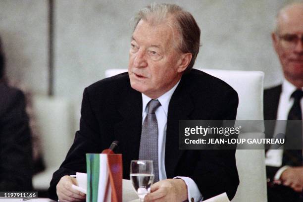 Irish Prime minister Charles Haughey attends the OSCE summit, Organization for Security and Co-operation in Europe, on November 21, 1990 in Paris....