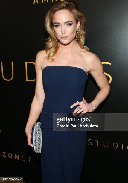 Actress Caity Lotz Photos and Premium High Res Pictures - Getty Images