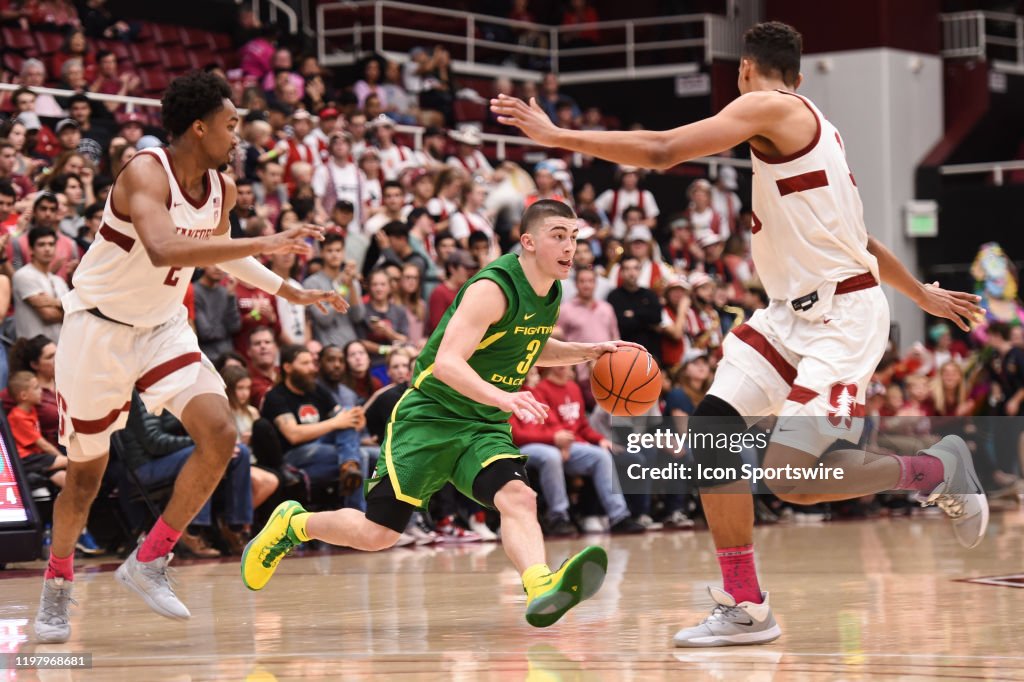 COLLEGE BASKETBALL: FEB 01 Oregon at Stanford