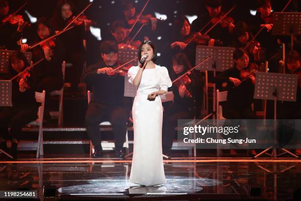 Ben Inman Singer Ben (South Korean Singer) Photos and Premium High Res Pictures - Getty ...