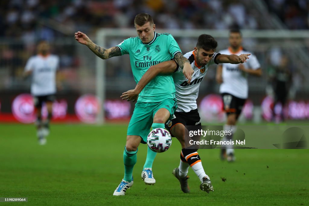 Valencia CF v Real Madrid - Supercopa de Espana: Semi Final