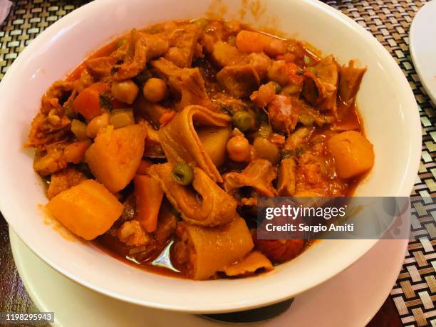 panamanian-style tripe stew - tripe stock-fotos und bilder