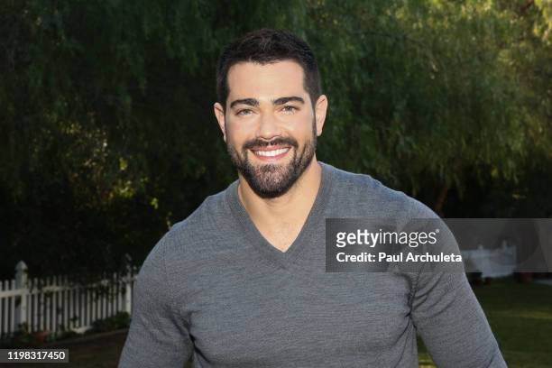 Actor Jesse Metcalfe visits Hallmark Channel's "Home & Family" at Universal Studios Hollywood on January 08, 2020 in Universal City, California.