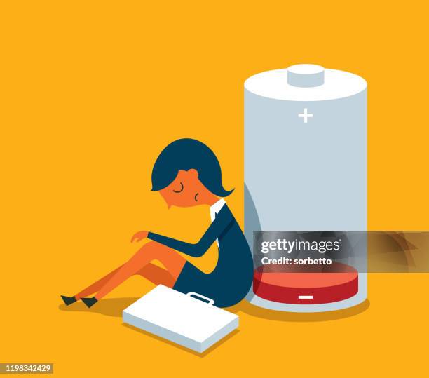 illustrazioni stock, clip art, cartoni animati e icone di tendenza di imprenditrice - batteria a basso consumo energetico - debolezza