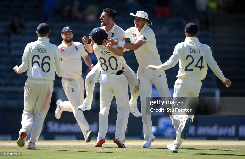 South Africa v England - Fourth Test: Day 4