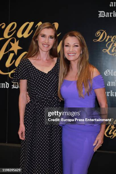 Katherine Flynn and Jane Seymour attend 'Resplandor y tinieblas' press conference at Hotel VP Plaza España Design on January 08, 2020 in Madrid,...