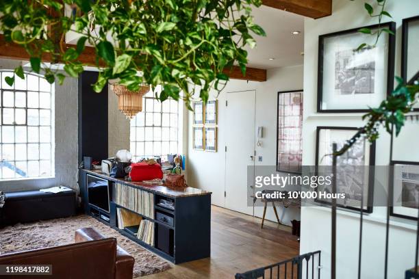stylish home interior in contemporary urban building - the life picture collection foto e immagini stock