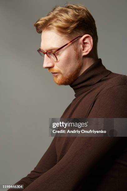 portrait of handsome man - glasses side profile stock pictures, royalty-free photos & images