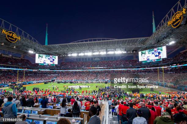 General view of the fans in the stadium before the NFL Super Bowl LIV game between the Kansas City Chiefs and the San Francisco 49ers at the Hard...