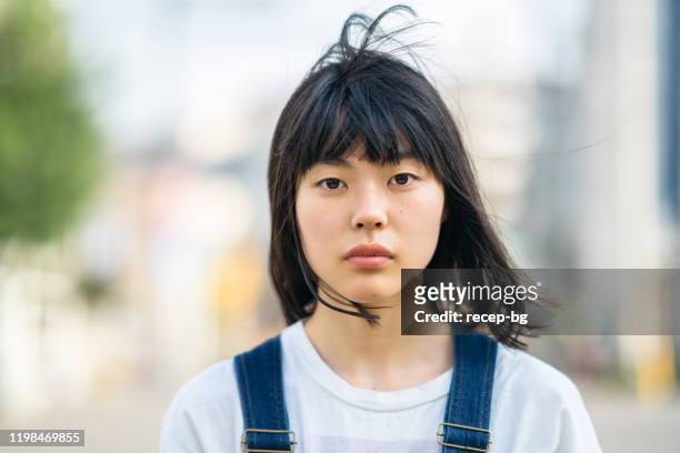 若くて美しい女性の肖像 - 若い女性 日本人 顔 ストックフォトと画像