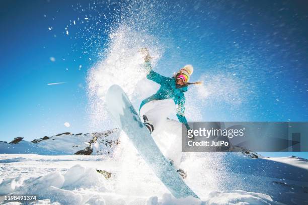 skiurlaub - wintersport stock-fotos und bilder