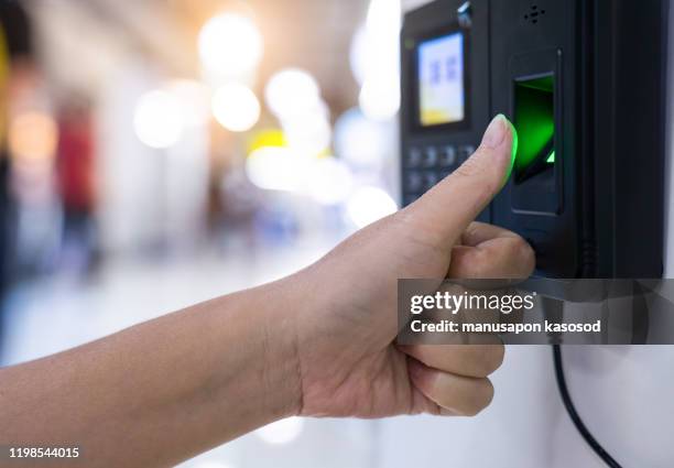 Keycard Scan Biometrics Scanning Photos and Premium High Res Pictures - Getty Images