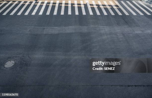aerial view of empty asphalt road - asphalt von oben stock-fotos und bilder