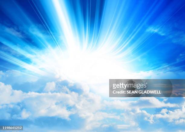 sunbeam sky - religion stockfoto's en -beelden