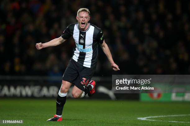 Sean Longstaff of Newcastle United celebrates scoring the opening goal during the FA Cup Fourth Round Replay match between Oxford United and...