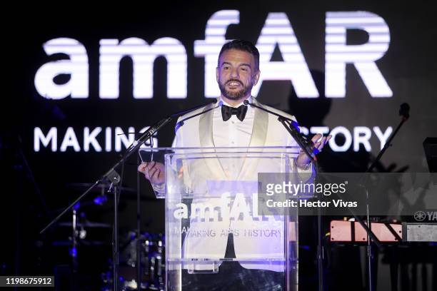 Eric Muscatell Vice President of Development of amfAR gives a speech during the amfAR Gala Mexico City 2020 on February 04, 2020 in Mexico City,...