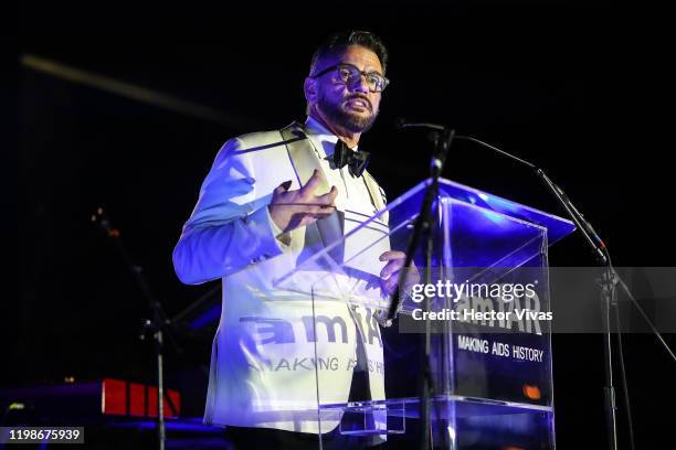 Eric Muscatell, Vice President of Development of amfAR delivers a speech during the amfAR Gala Mexico City 2020 on February 04, 2020 in Mexico City,...
