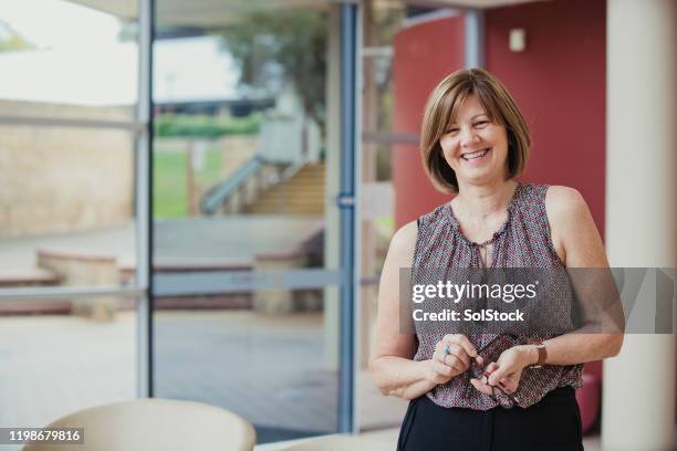 glad affärskvinna - portrait of teacher and student bildbanksfoton och bilder