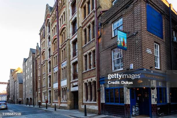 England, London, Wapping, Wapping High Street, Residential Wharf Buildings and Town of Ramsgate Pub, 30075687.